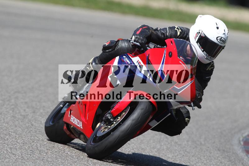 Archiv-2025/11 29.04.2025 PROMAX ADR/Gruppe gelb/ohne